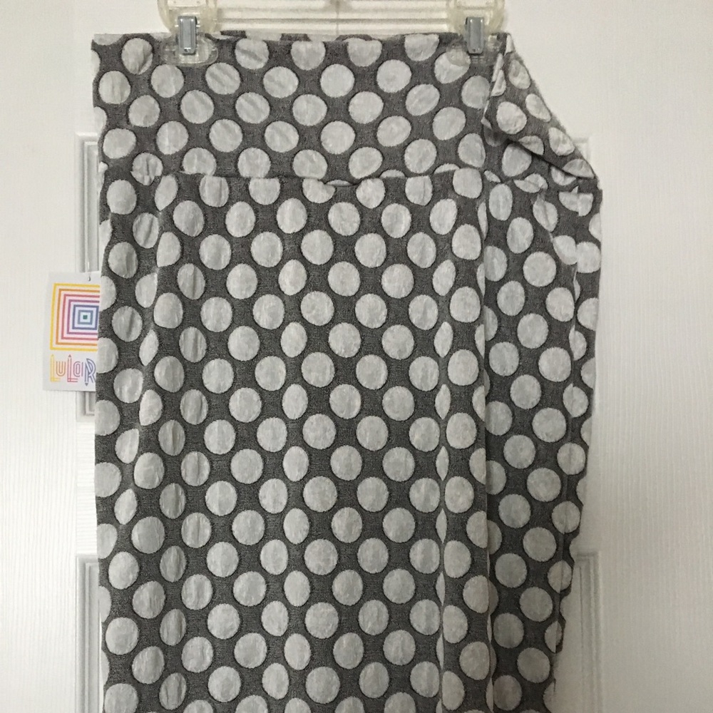 LuLaRoe Cassie BNWT Gorgeous!